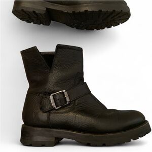 Frye Shearling Lined Pebbled Black Leather Boots Size 7B